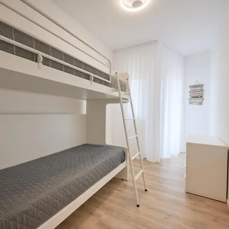 Union Apartment *